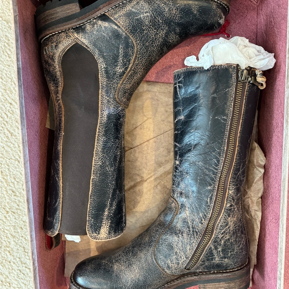 New in Box Bed Stu Kataleya platform riding boots black lux 6.5 or 6